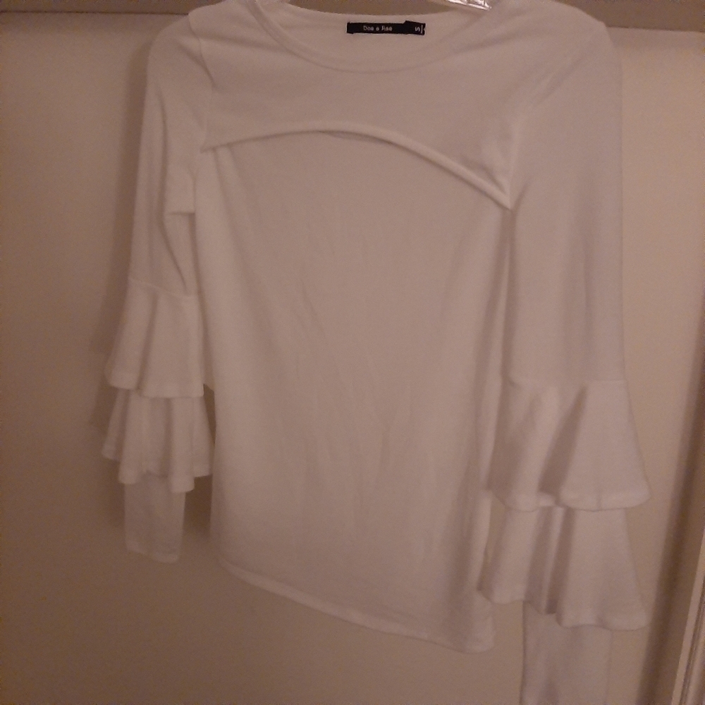 DOE & RAE RUFFLED SLEEVE KNIT TOP - Picture 8 of 11